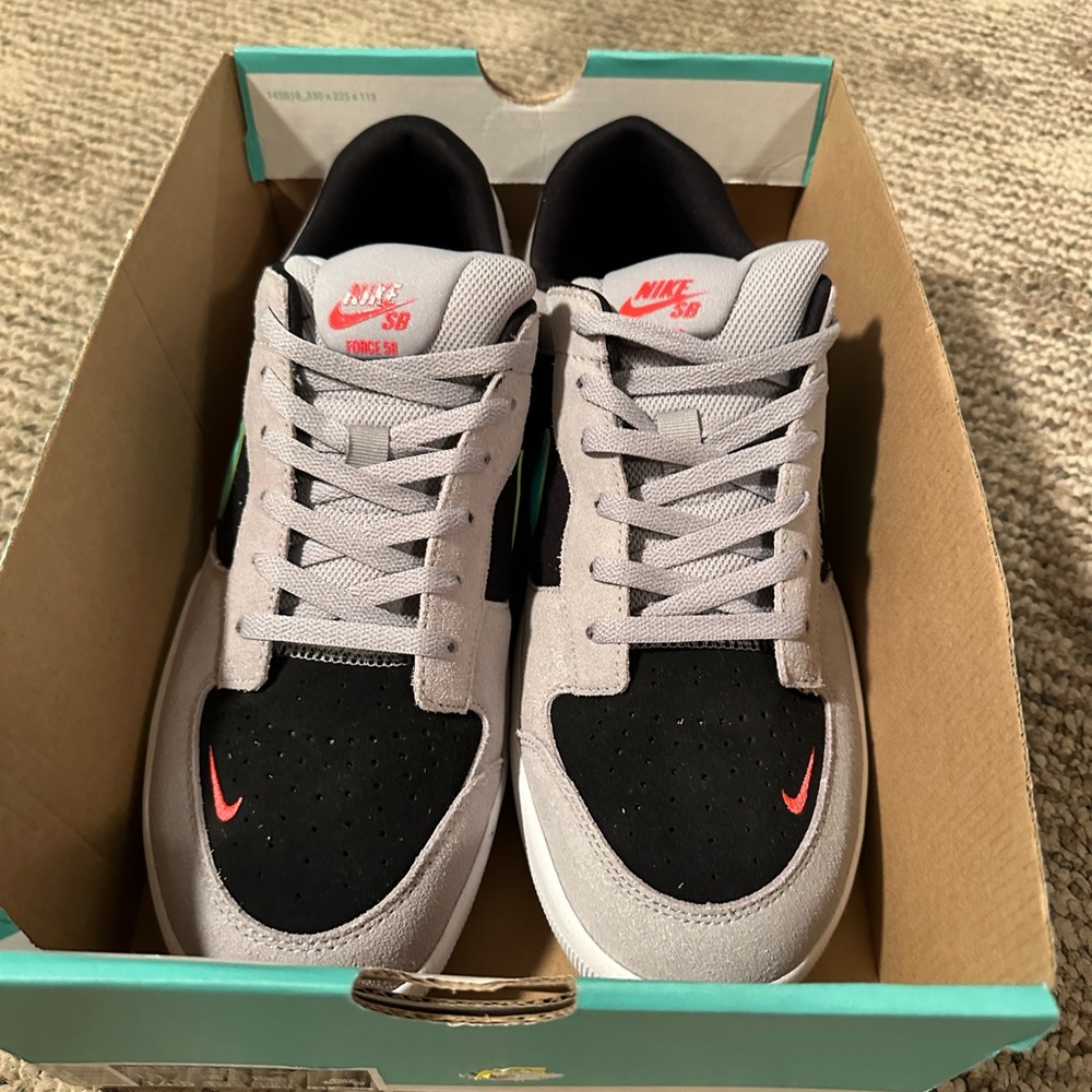 Nike SB. Size 13 - Picture 5 of 5